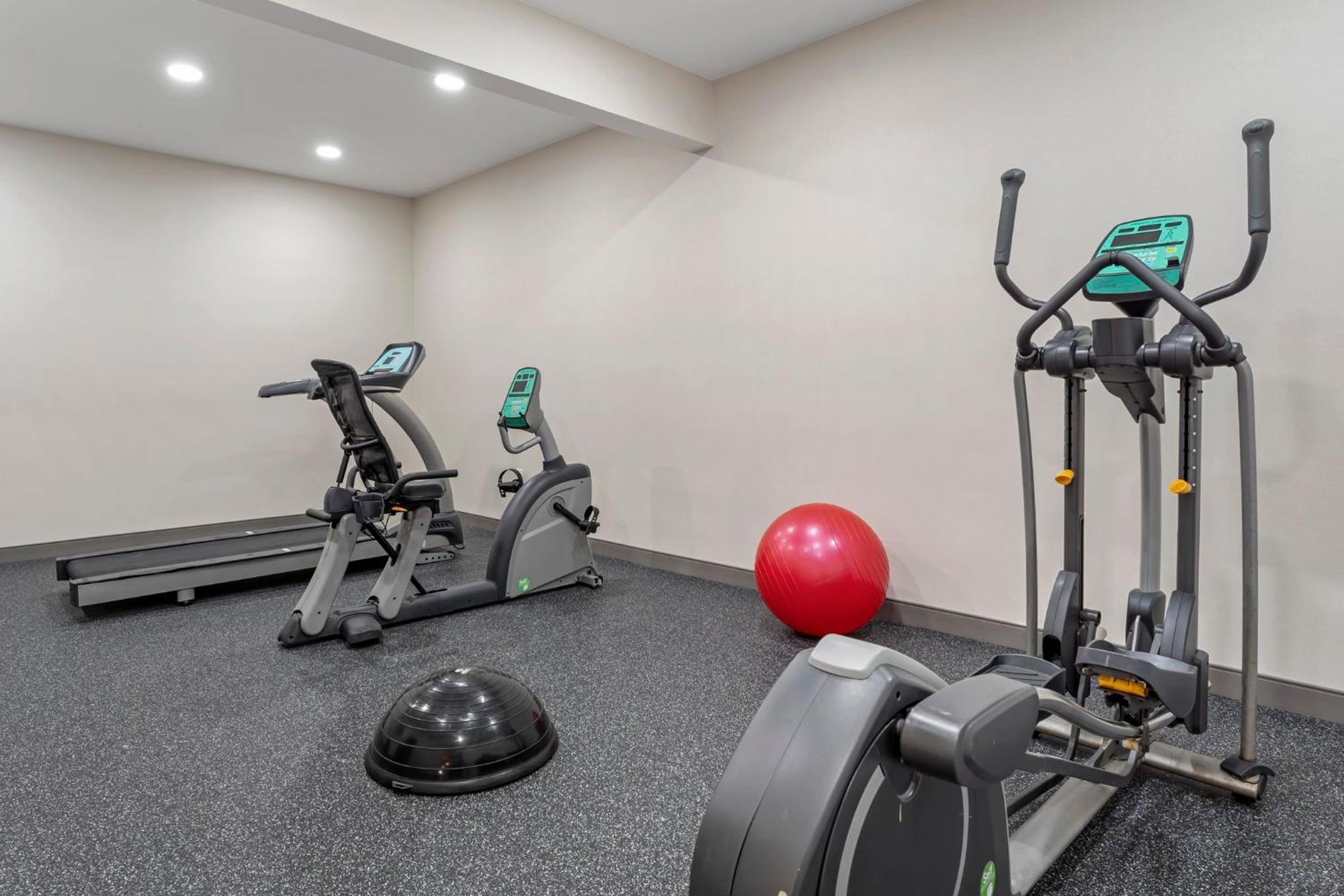 Holiday Inn Express Pittsburgh - Munhall By Ihg מראה חיצוני תמונה
